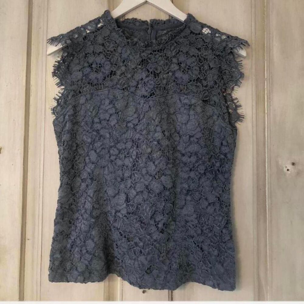 Beautiful Blue Lacey Tank Top - Picture 3 of 4